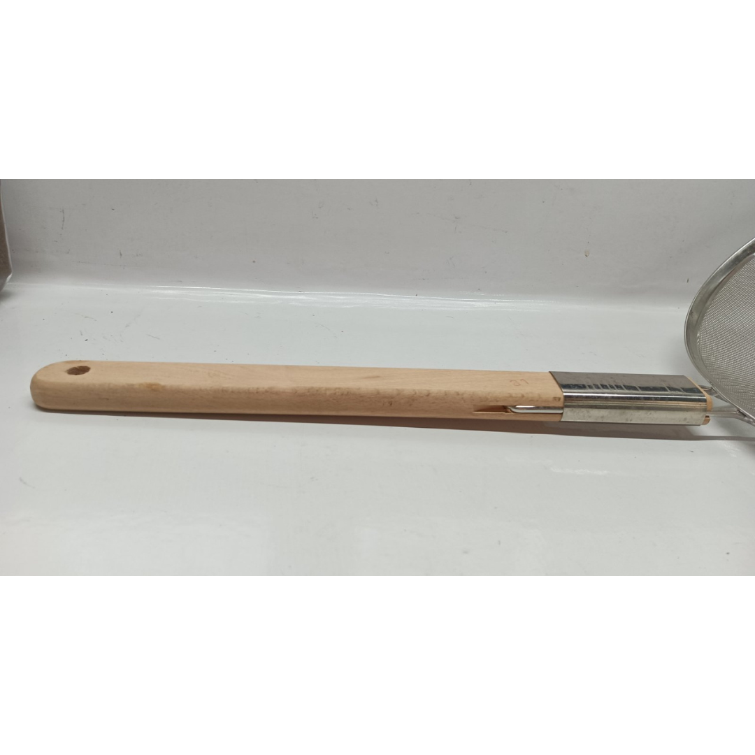 Strainer Mesh Sagap Large 31cm Diameter Wooden Handle